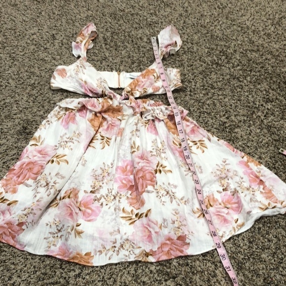 Sweet Pot Mini Dress Size US 2 AU 6 White Floral Ruffle Cut Out Fit and Flare - Picture 8 of 8